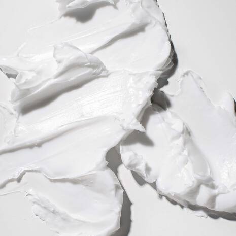 LIVED-IN SCULPTING PASTE