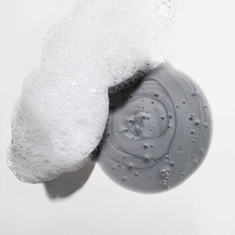 MOISTURE FUSION GENTLE CLARIFYING SHAMPOO